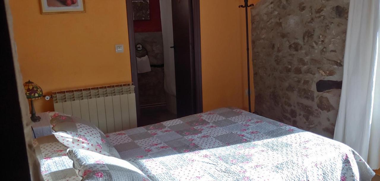 Can Pei Oix Buitenkant foto